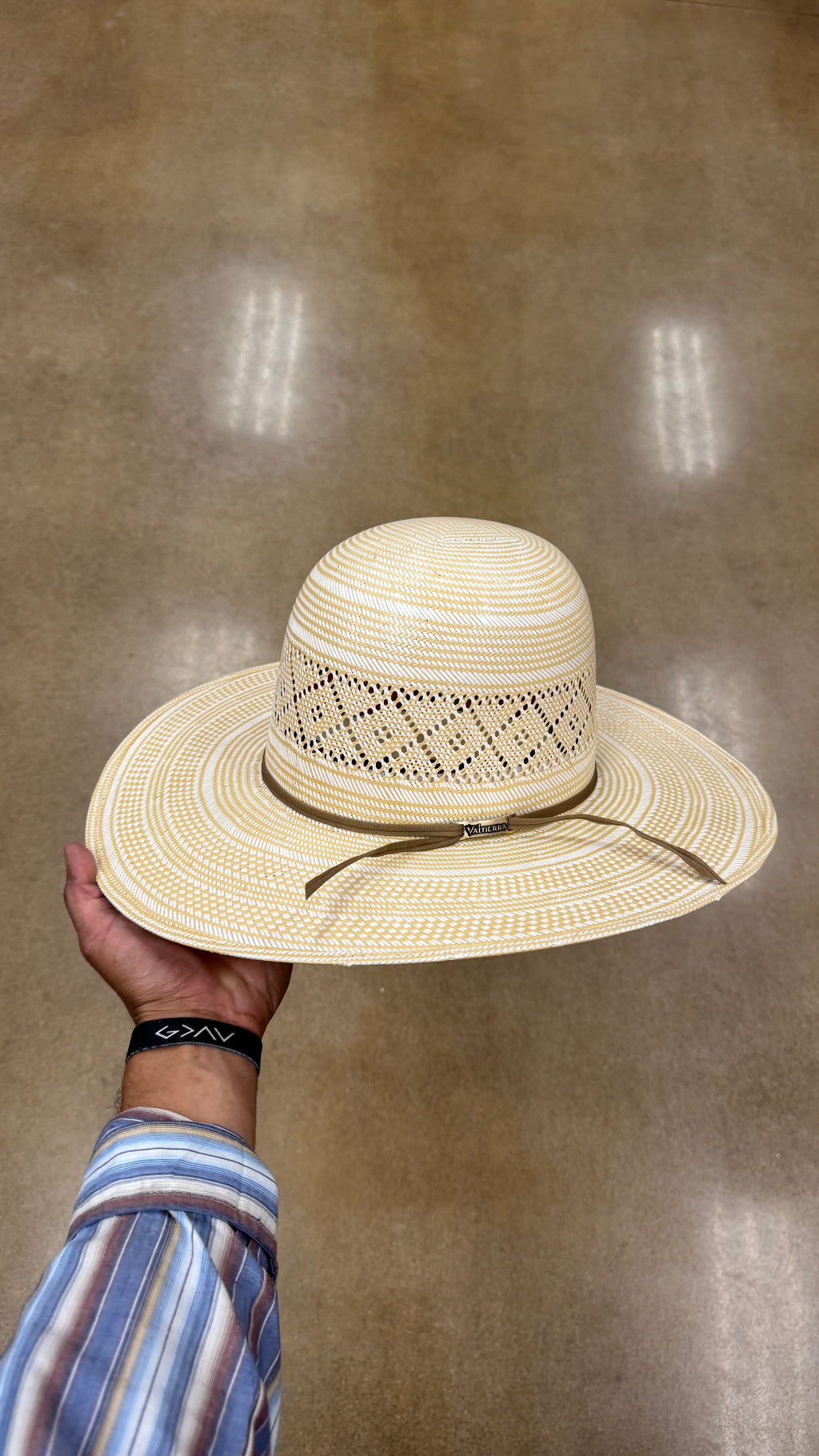 “Sierra Breeze”