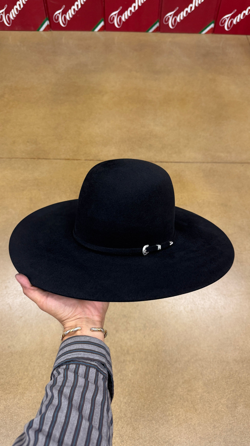 10x Tacchino Black Regular Crown