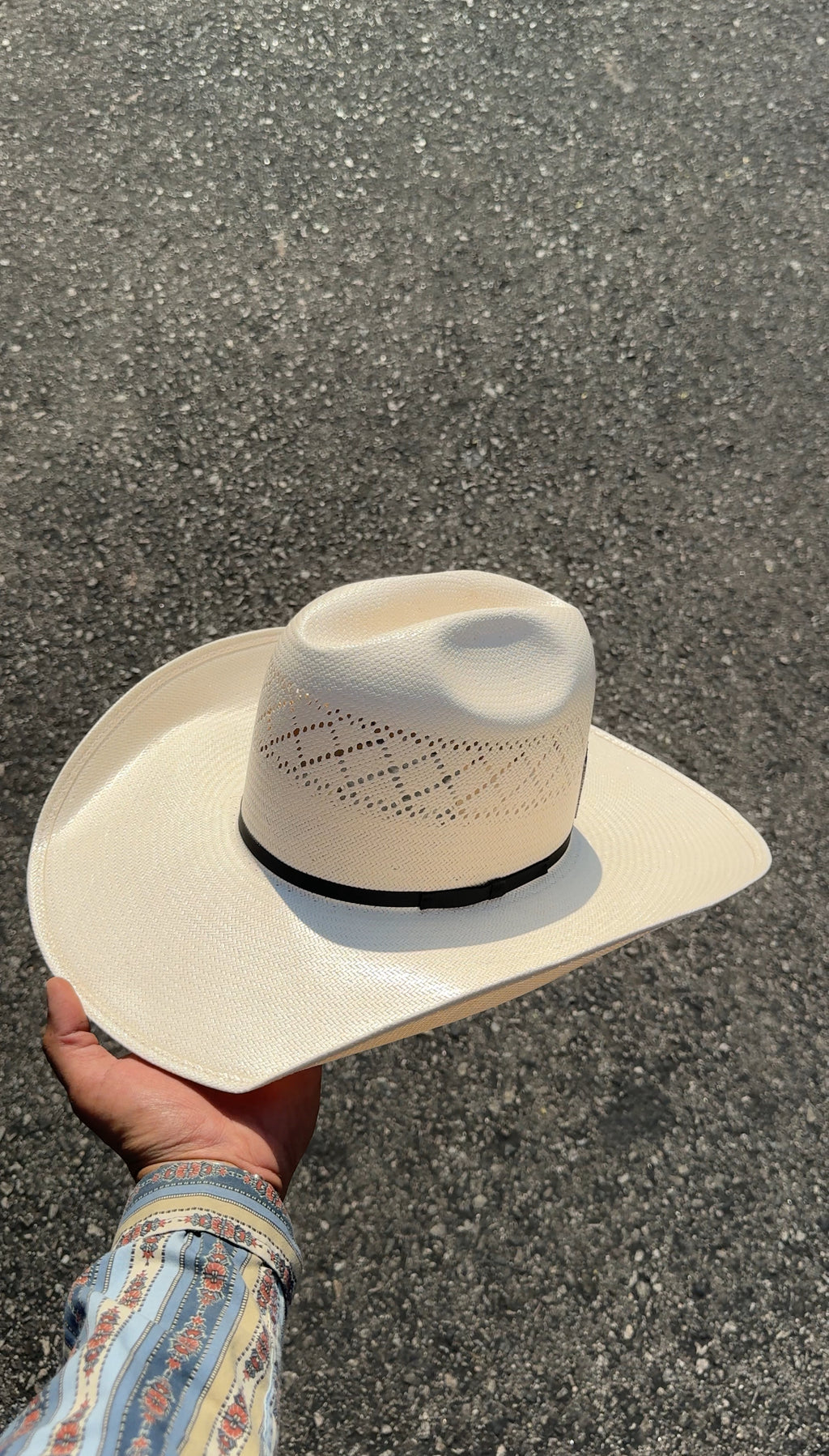 Biggar Hats Ivory Long Oval Straw